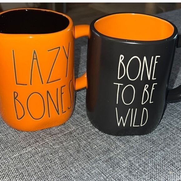 Rae Dunn Halloween 2 pack mug set - lazy bones and bone to be wild New in Box - Picture 1 of 2